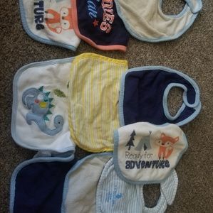 Bibs & bandana bibs
